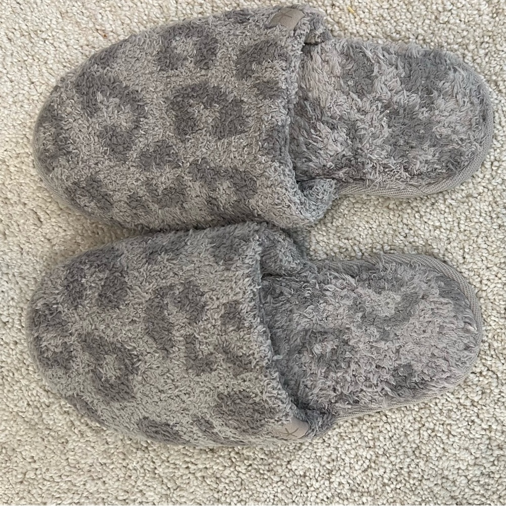 Barefoot Dreams Gray Leopard Slippers
